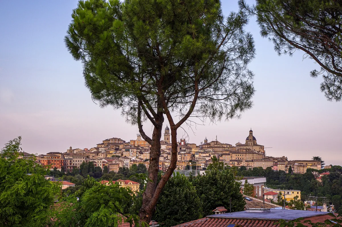 Feste ed Eventi a Macerata: Scopri la Tradizione Culturale delle Marche
