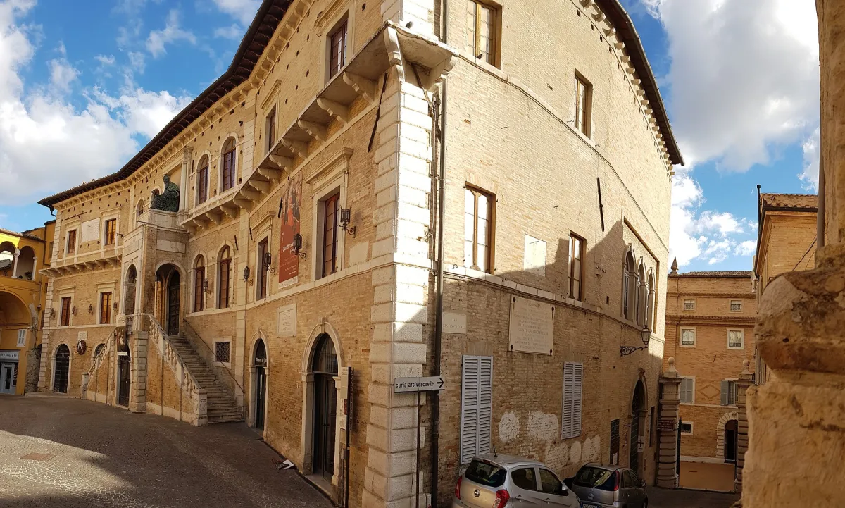 Un Itinerario di 7 Giorni a Fermo e Dintorni