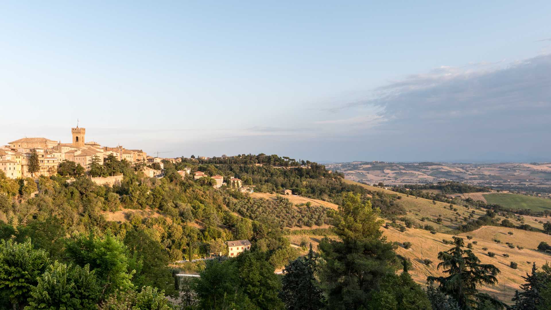 Cosa vedere a Recanati: un viaggio tra storia e poesia