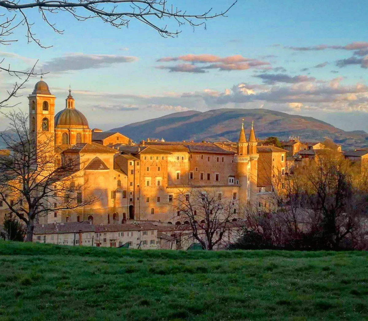 Dove mangiare a Urbino spendendo poco: guida 2026 ai posti giusti